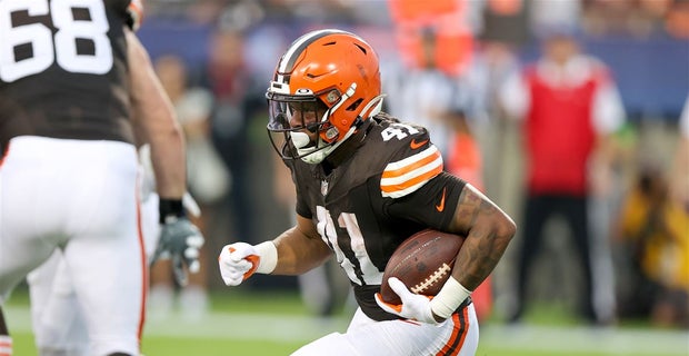 Browns linebacker Jacob Phillips, cornerback A.J. Green III ruled out of  Commanders game with shoulder injuries 