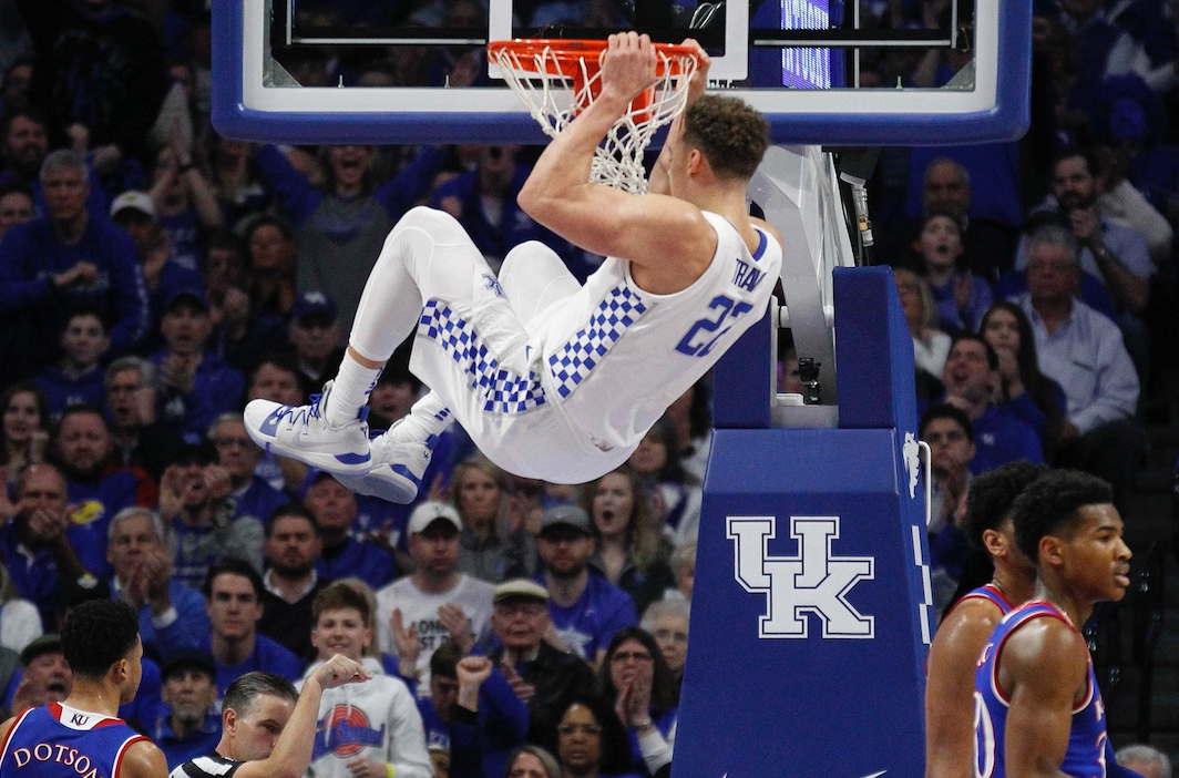 Kentucky basketball jerseys set to nix checkerboards, per report