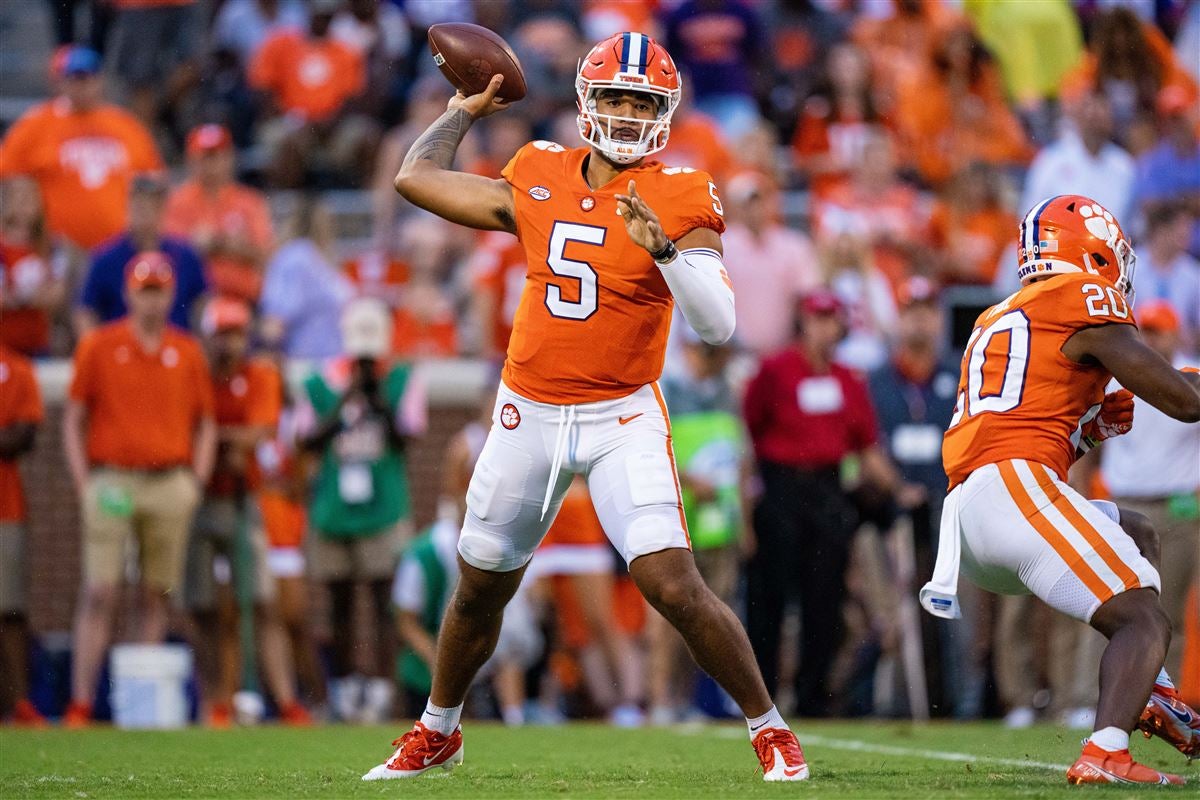 Clemson football Stats show just how turbulent Tigers' offense vs