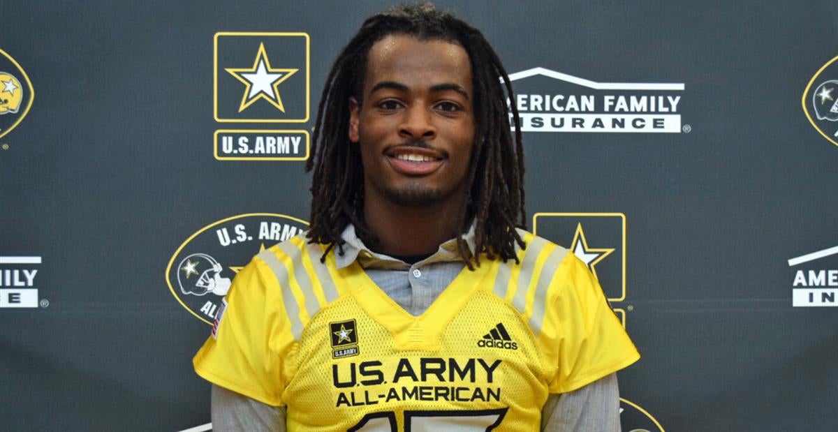 Report: Najee Harris to be on same flight as Alabama commit after