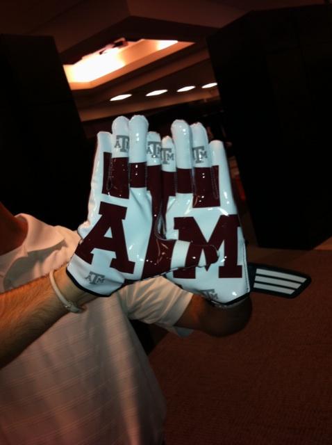 texas a&m football gloves