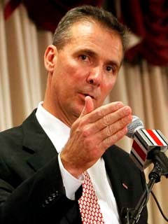 On leave at Ohio State, Urban Meyer had a mess as Gators coach, too