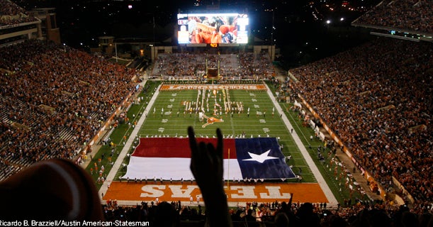 Report: Former Texas RB Ricky Williams swindled out of millions