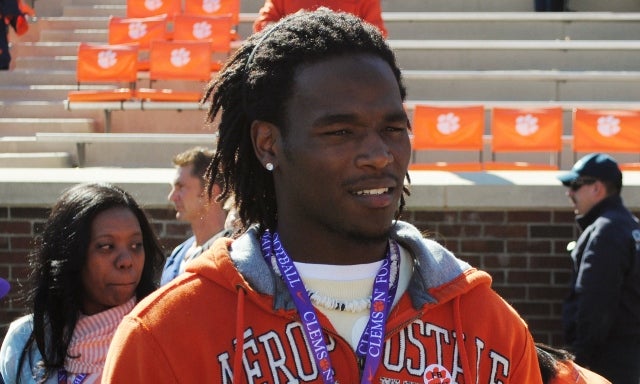 Former Clemson RB Tyshon Dye dies after drowning accident at lake